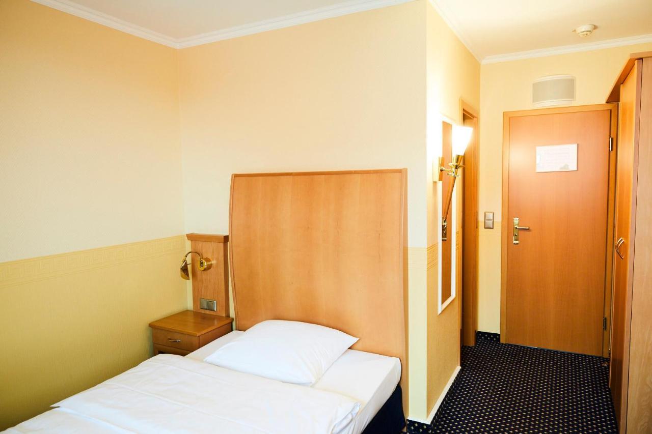 Hotel Cap Polonio Pinneberg Exterior foto